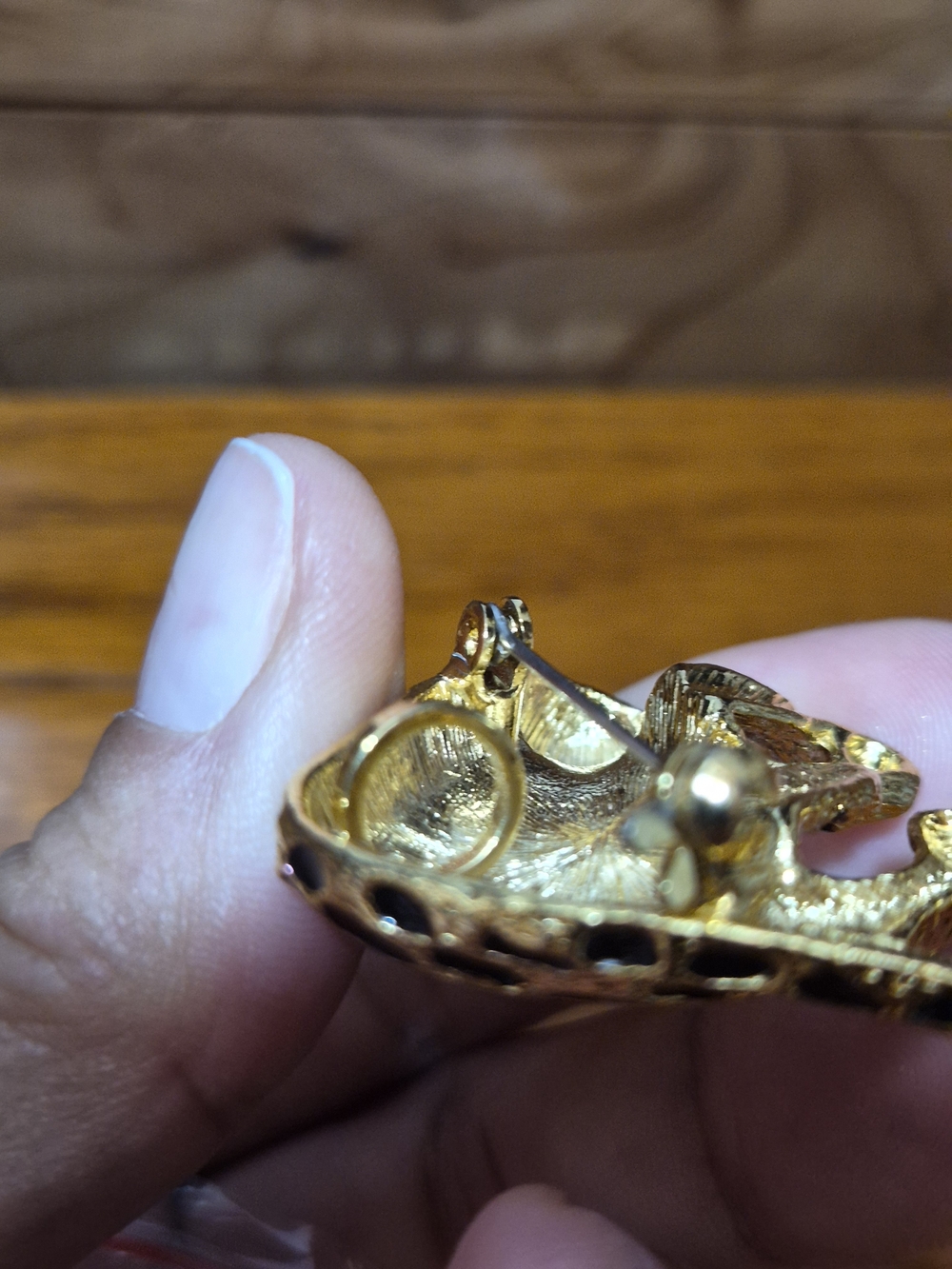 Park Lane Gold and Black Leopard Brooch - Picture 4 of 4